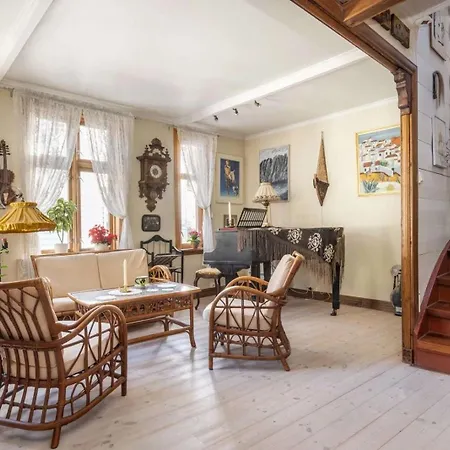 Dinbnb L Traditional Bergenhouse L Roofterrace L 1900 Charm بيت للعطل *
