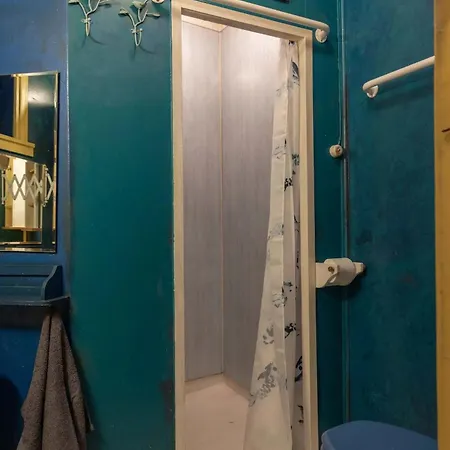 Dinbnb L Traditional Bergenhouse L Roofterrace L 1900 Charm 度假居 卑爾根